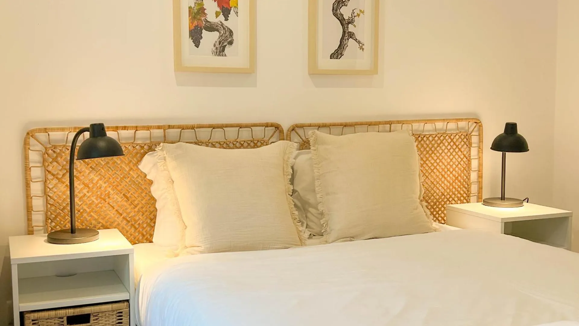 Apartment Madragoa Charm & Comfort Lisbon Portugal