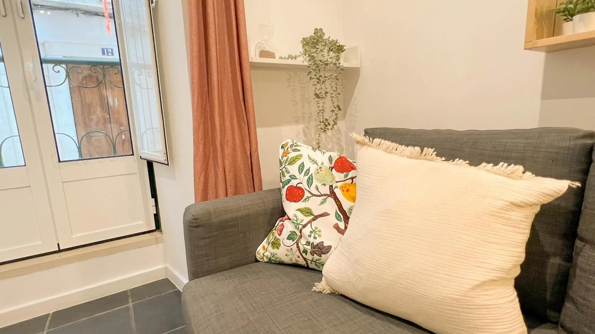 Apartment Madragoa Charm & Comfort Lisbon